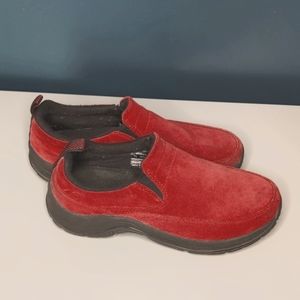 L.L.Bean Women's Red Suede Slip on Mocs Mules Walking Shoes Size US 7.5